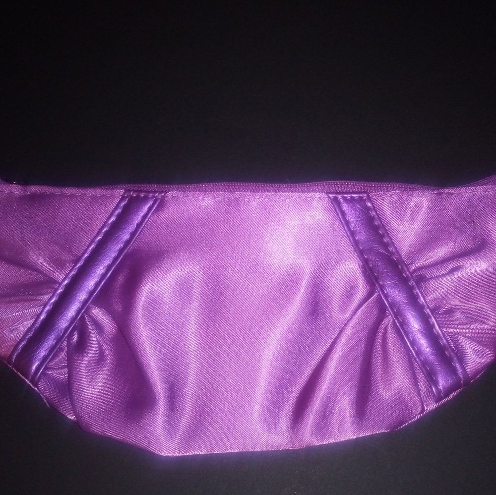 Purple Make Up Pouch by Mary Kay 💜